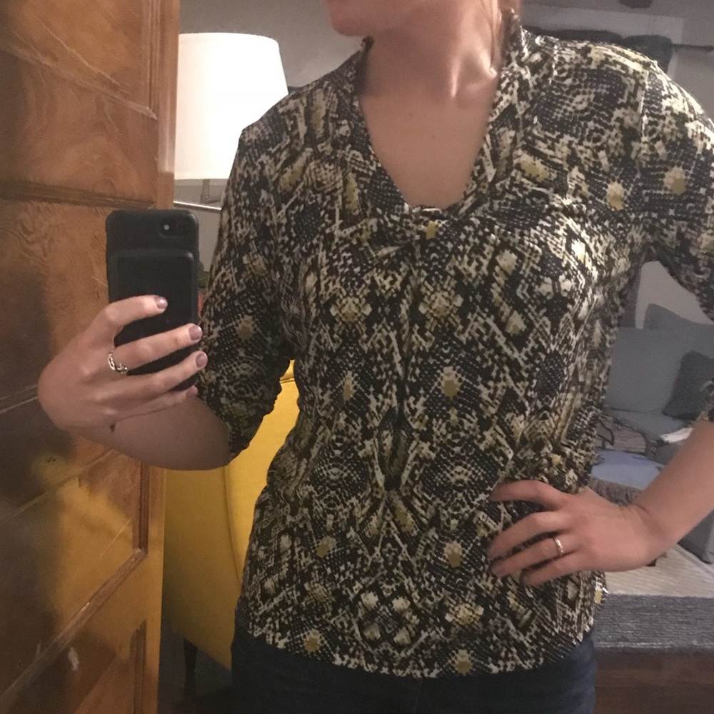 3/4-Sleeve Bold Snake Skin Print Blouse